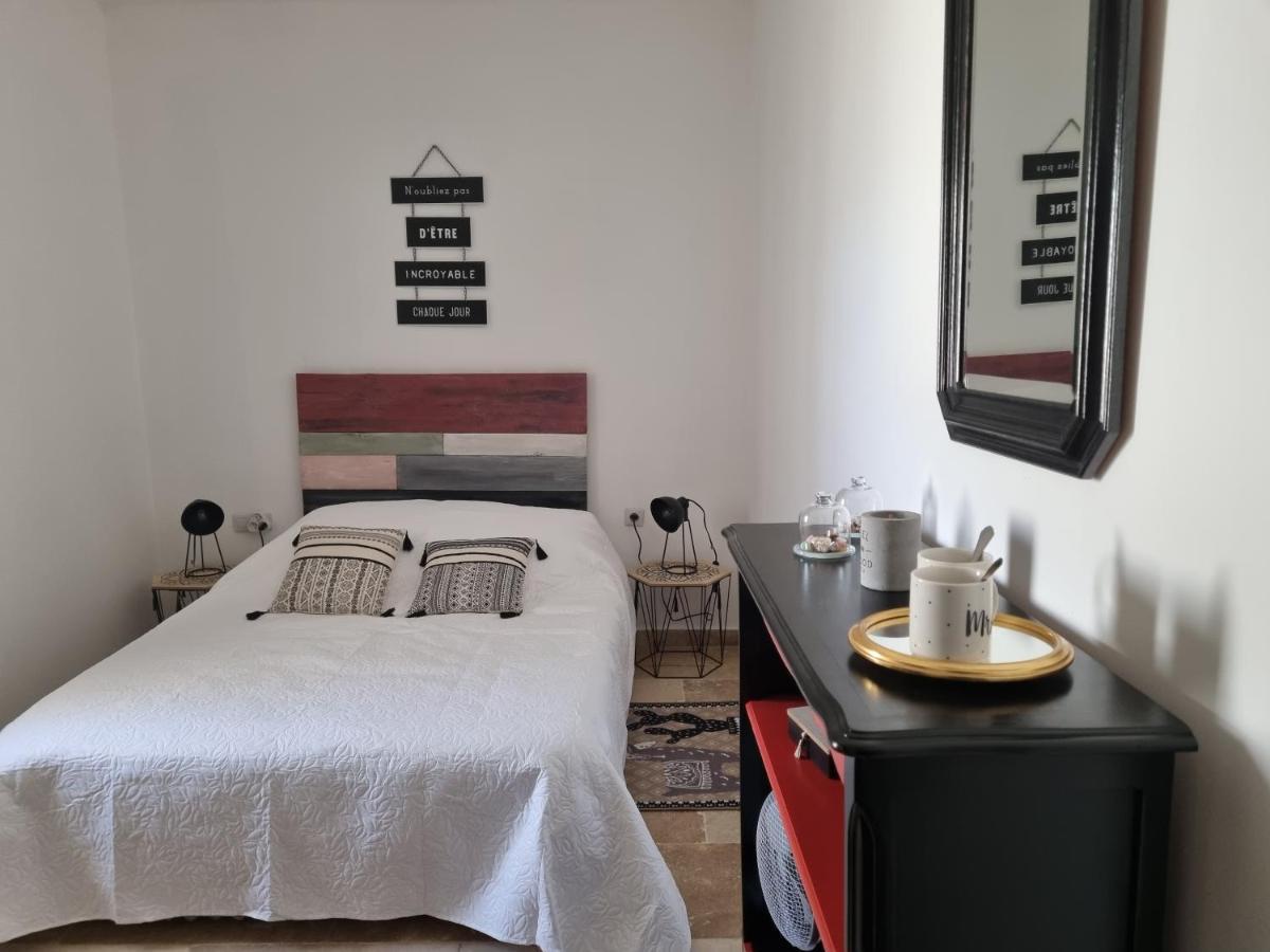 La Bastide Bed and Breakfast Bédarrides Buitenkant foto